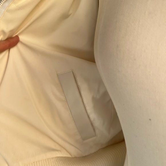 White Faux Fur Reversible Jacket with Pockets - Picture 6 of 7